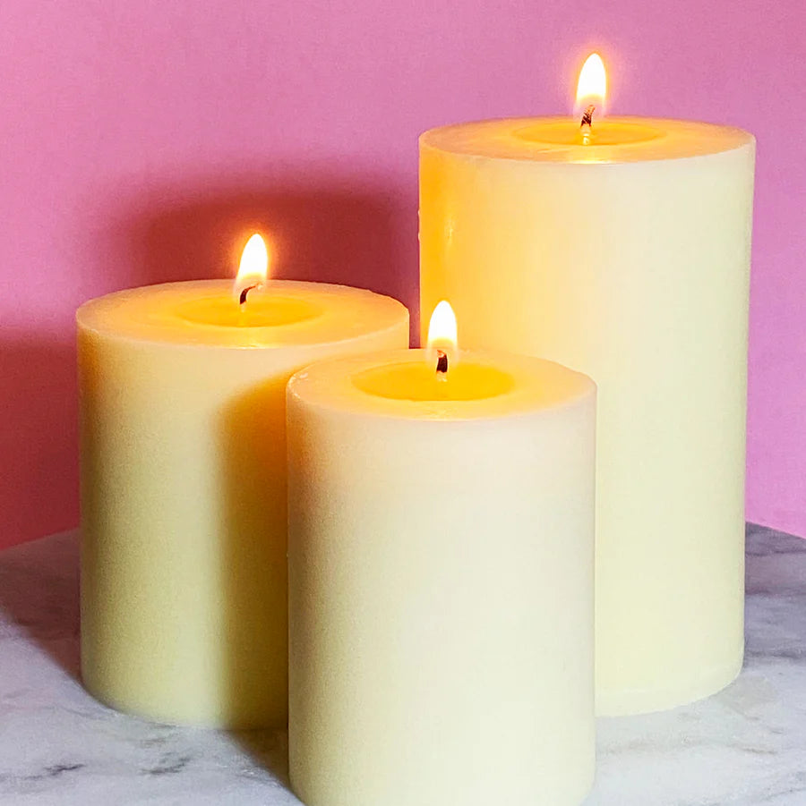 Organic pillar beeswax candles set