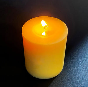 Organic pillar beeswax candles set